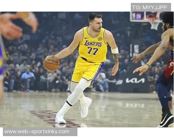 东契奇腹股沟MRI结果良好雷迪克表示他的状态将每日观察