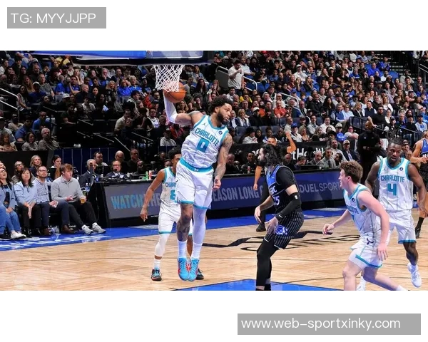 迈尔斯布里奇斯全场表现抢眼18投11中斩获26分14篮板正负值高达19